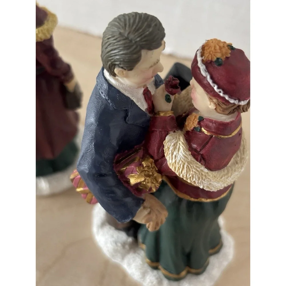 Vtg Mervyn's Christmas Village Square Victorian Couple Woman Gifts Figure